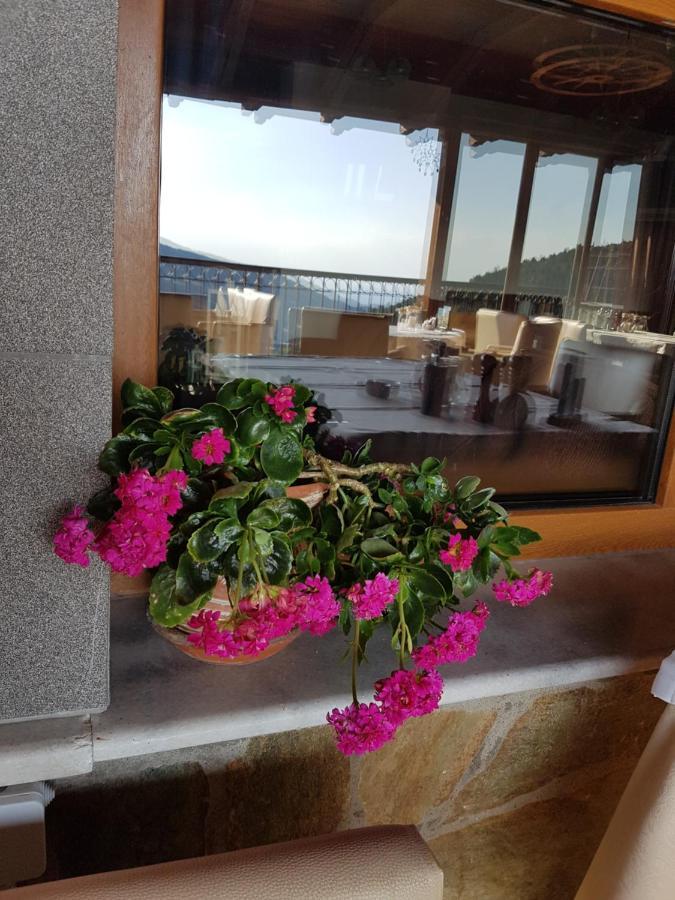 Hotel Metoxi Spilia  Exterior photo